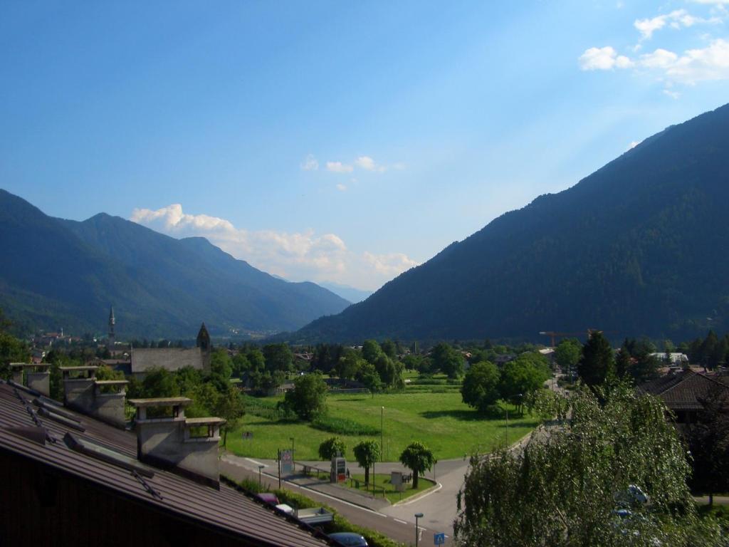 Chalet Fiocco Di Neve ปินโซโล ภายนอก รูปภาพ